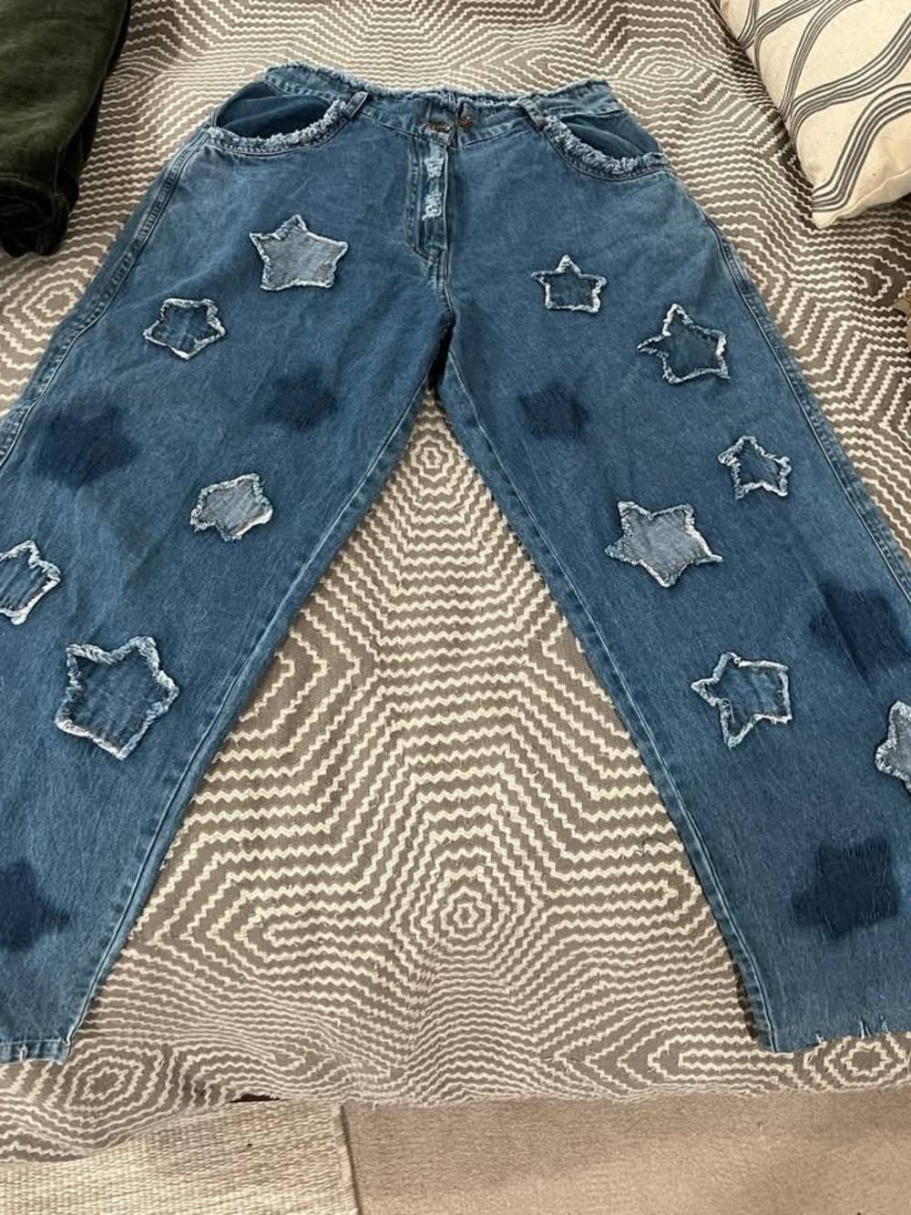 Women's Blue Star Appliqué Jeans